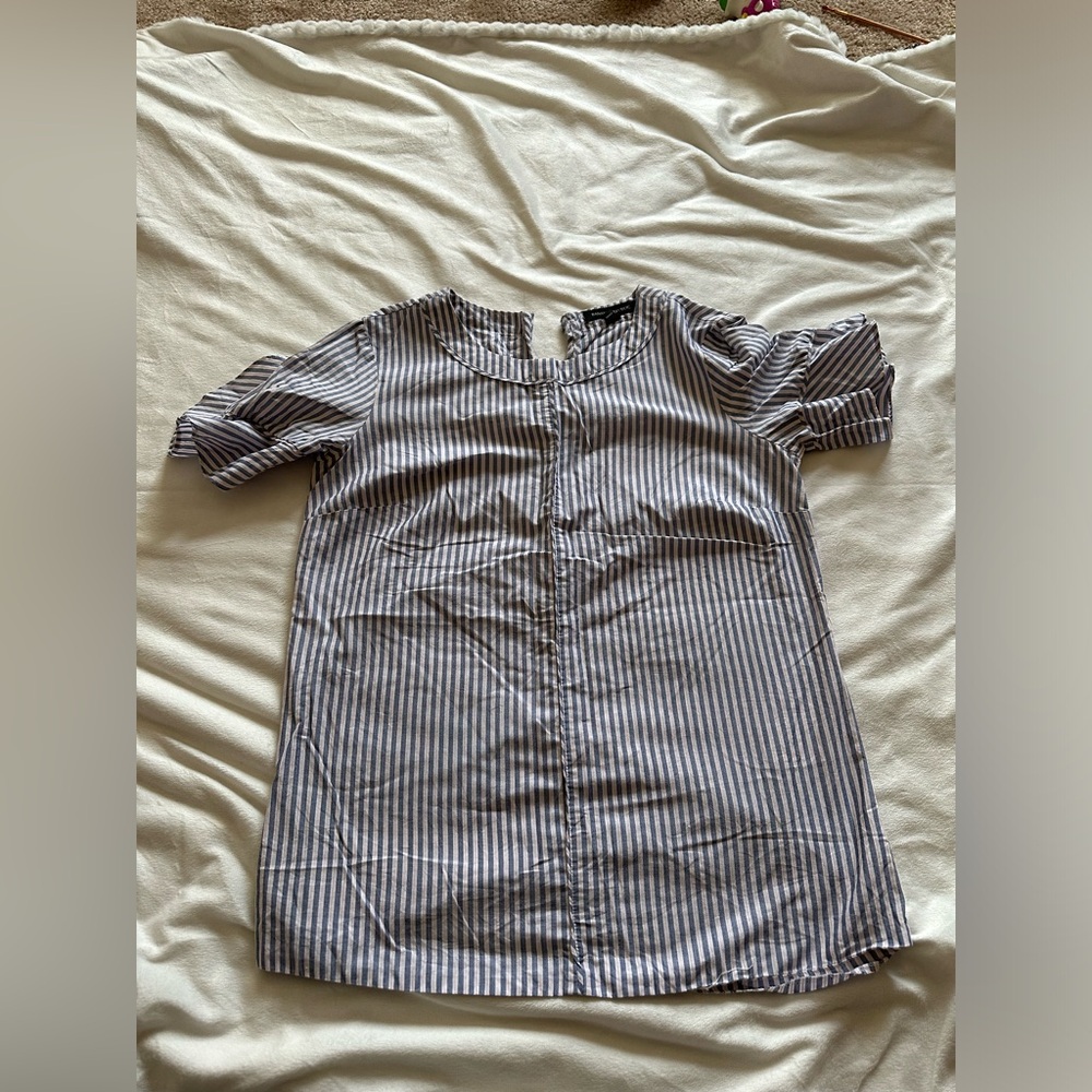 Banana Republic stripe ruffle sleeve top size Xsmall